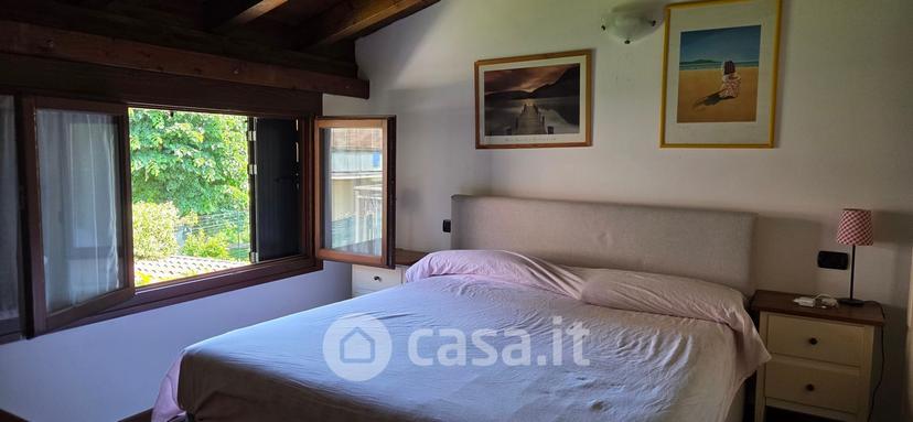 Bilocale in Via Lecco — foto 10 di 22