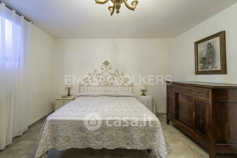 Villa in Via Sempione 177 — foto 8 di 32
