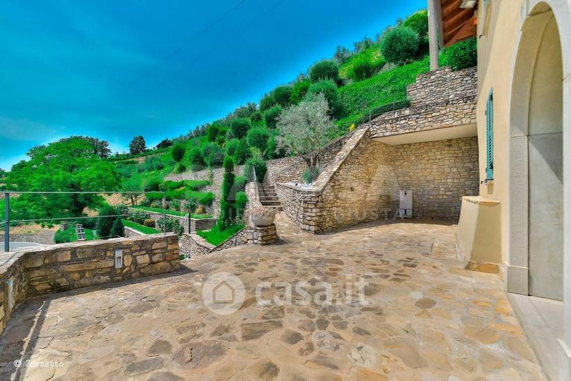 Villa in Via Belvedere 37 — foto 65 di 95