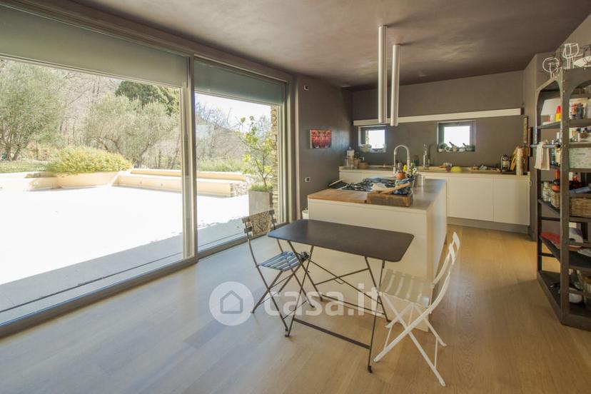 Villa in Strada Cavia Castellaro 10 — foto 17 di 37