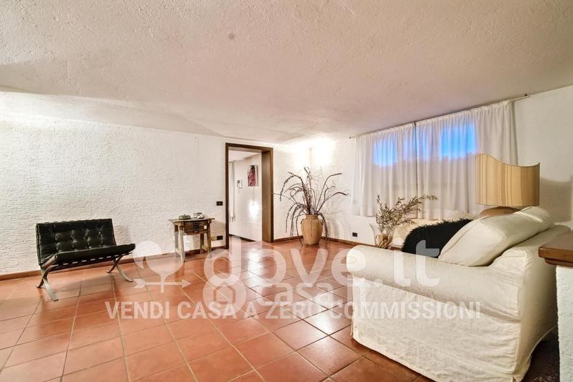 Villa in Via Alessandro Manzoni 28 — foto 11 di 43