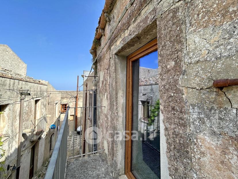 Bilocale in Via Vittorio Emanuele 93 — foto 24 di 44