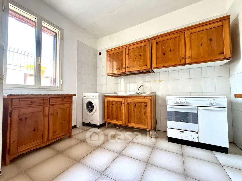 Trilocale in Via Riccione 91 — foto 17 di 34