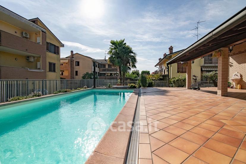 Villa in Via Sandro Pertini 21 — foto 41 di 83