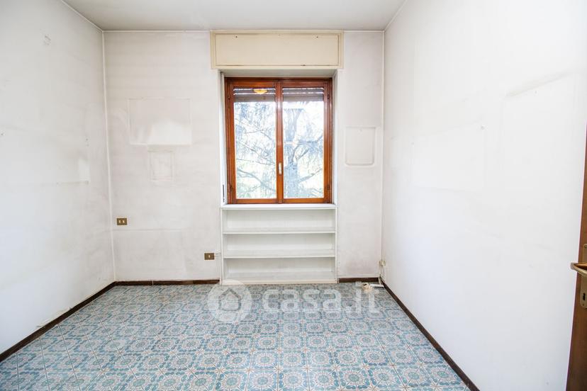 Appartamento in Via Volturno 80 — foto 29 di 43