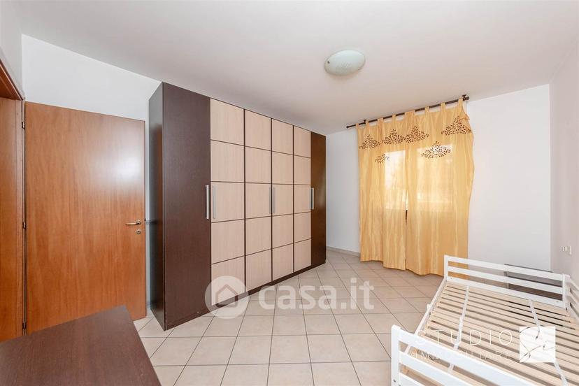 Trilocale in Via Fratelli Rosselli — foto 4 di 26