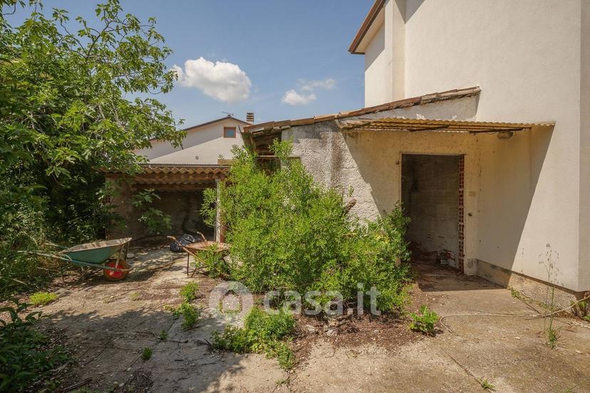 Villa in Via dei Cedri 22 — foto 27 di 37