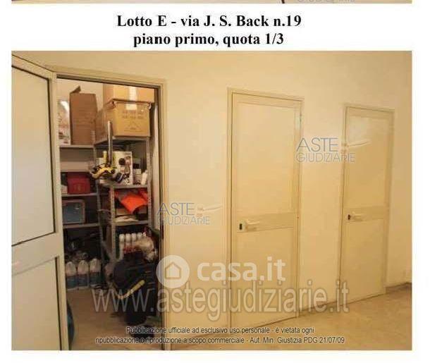 Appartamento in Via Johan Sebastian Bach 19
