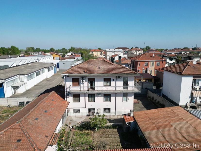 Villa in Via Bracciano — foto 24 di 50