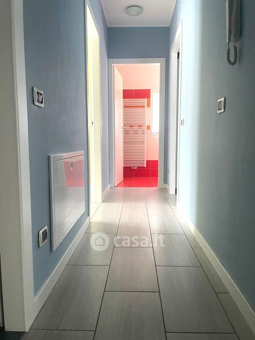Trilocale in Via Carlo Cattaneo — foto 15 di 26