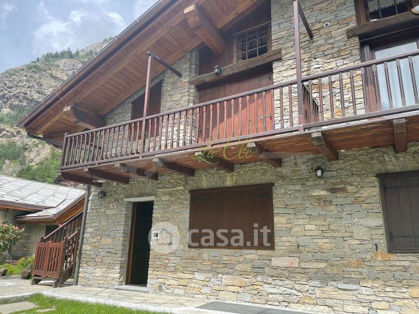 Trilocale in Via Col Ferret 6 — foto 10 di 35