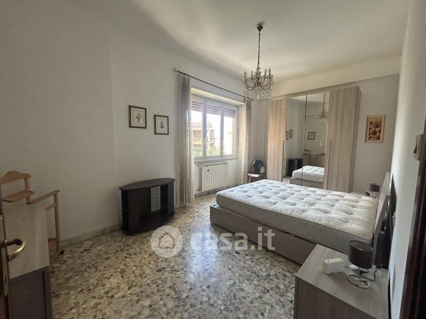 Trilocale in Via Montello 17 — foto 11 di 20