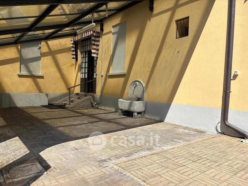 Villa in Via Vittorio Alfieri 2 — foto 38 di 78