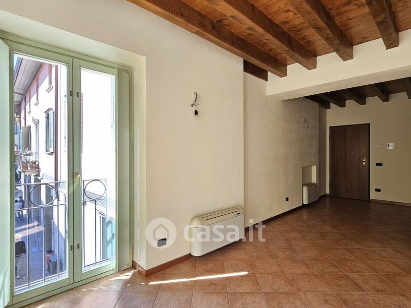 Bilocale in Via Roma 5 — foto 17 di 19