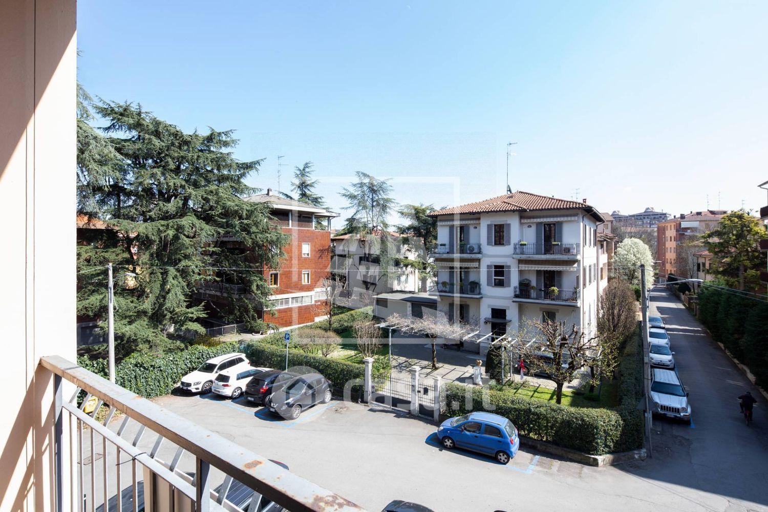 Trilocale in Viale Umberto I 28
