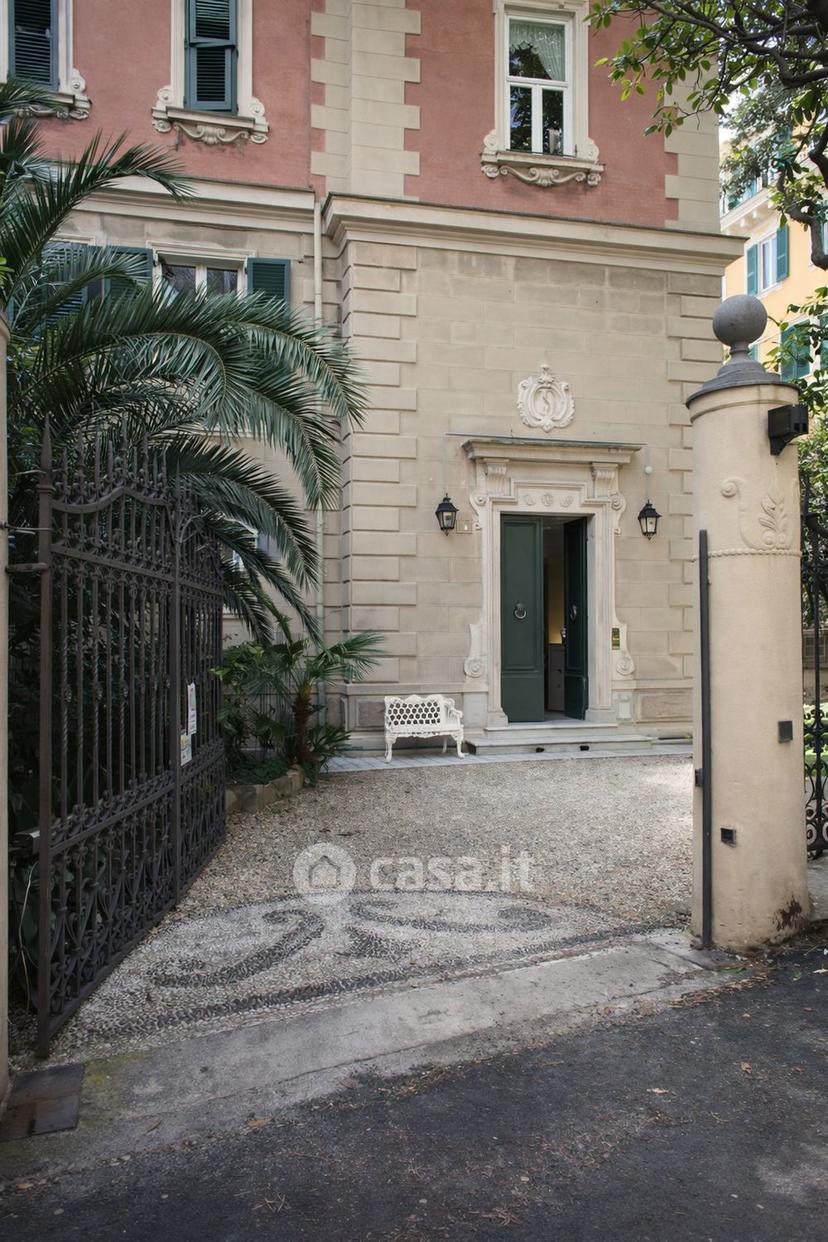Trilocale in Viale Francesco Gambaro 10