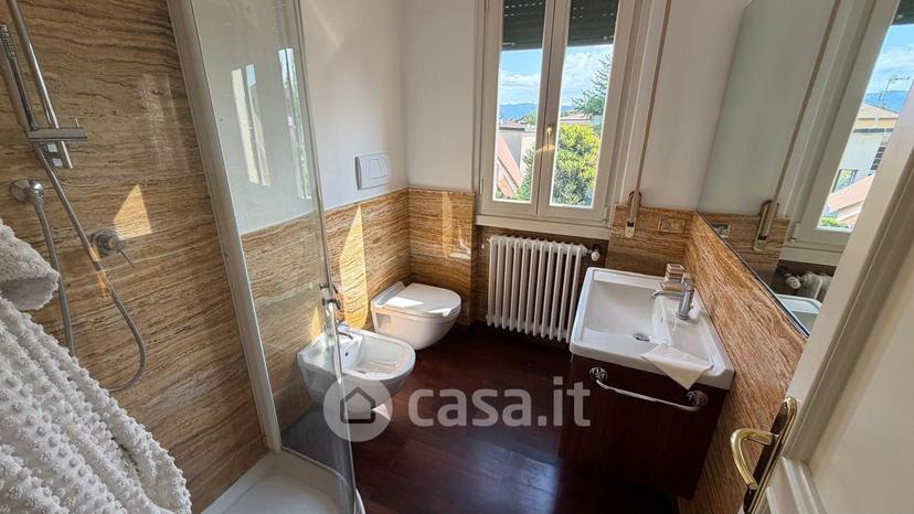 Trilocale in Via Monsignor G. Rizzi 58 — foto 30 di 37