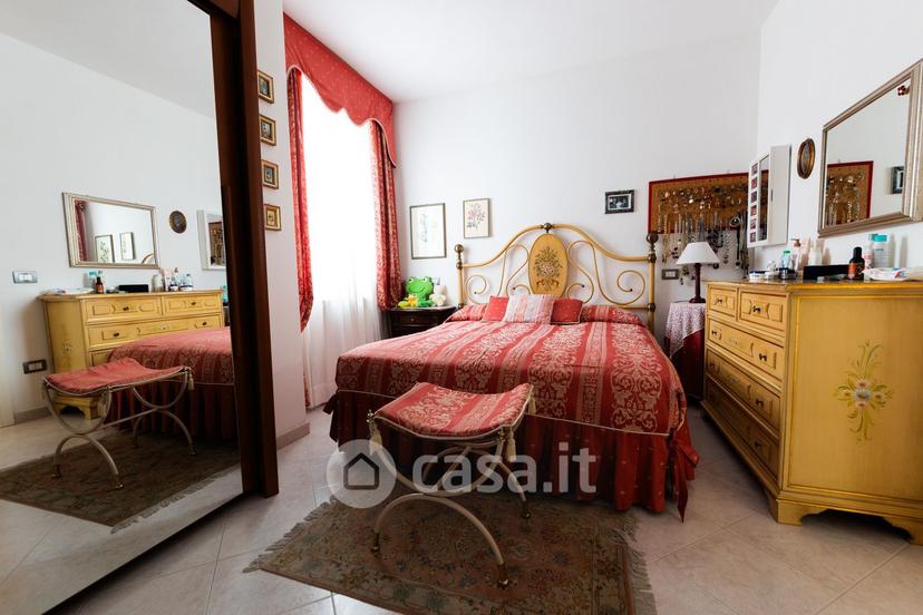 Villa in Via Giacomo Puccini — foto 14 di 38