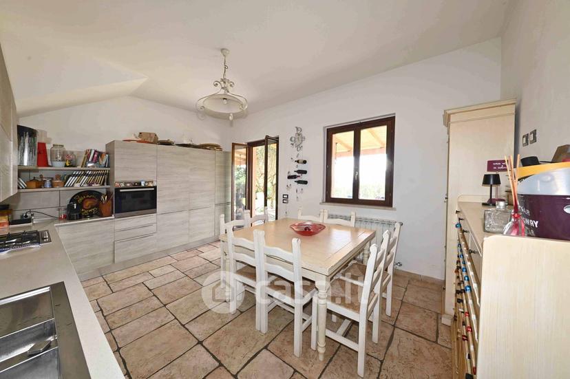 Villa in Località Montegiovi