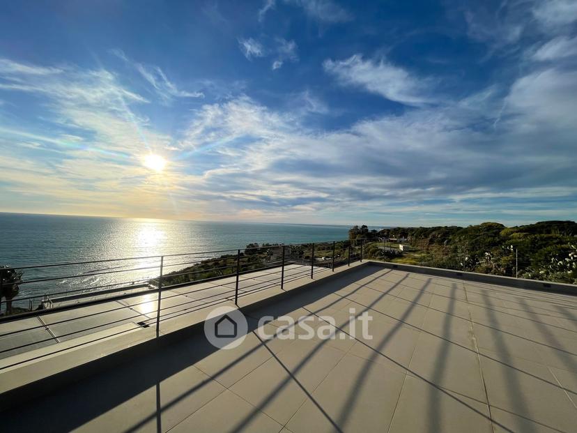 Villa in Via Caio Duilio — foto 41 di 45
