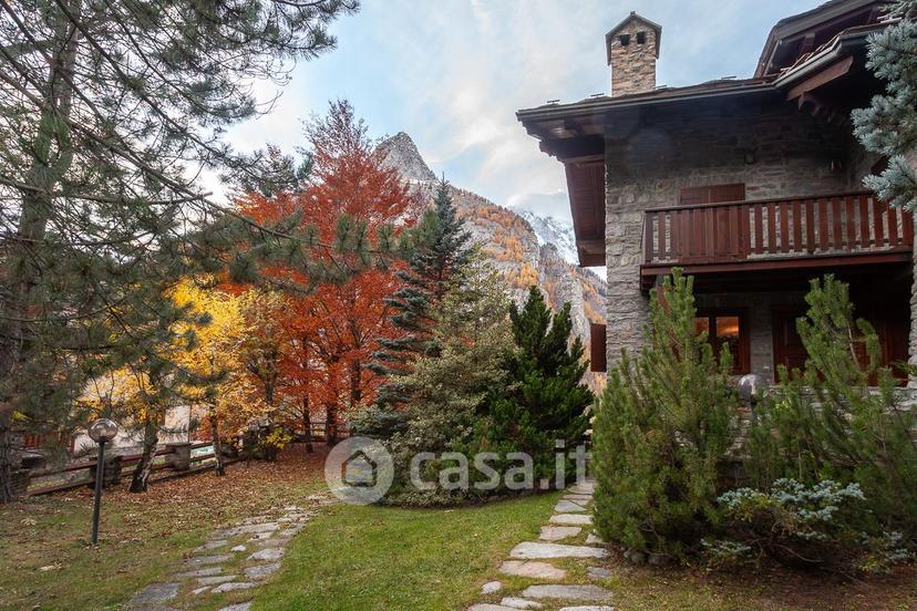 Quadrilocale in Strada del Villair 44 — foto 35 di 57
