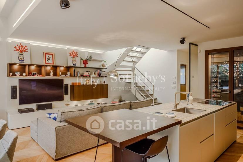Quadrilocale in Via Fratelli Calandra — foto 5 di 30