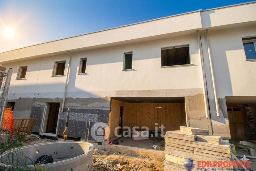 Villa in Via del Seprio — foto 23 di 24