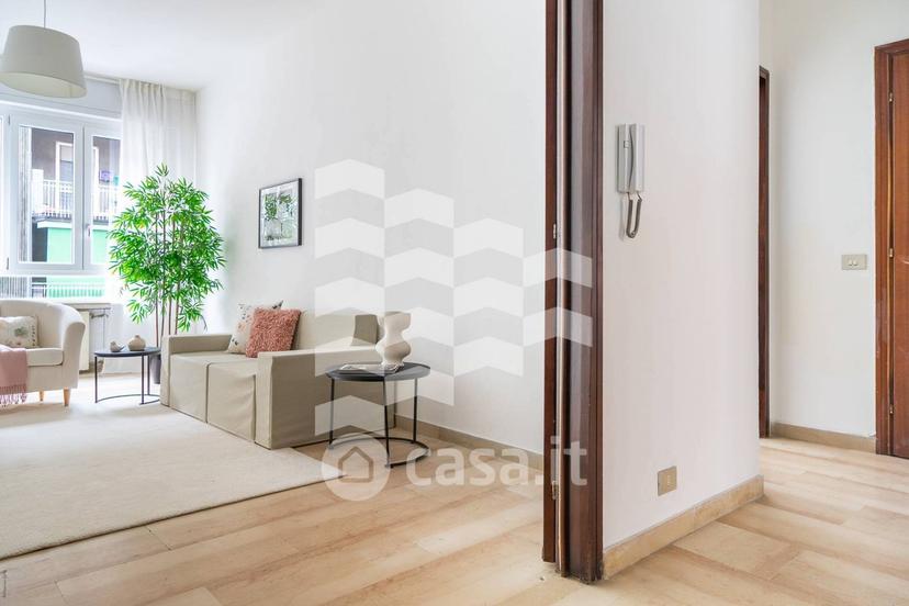 Trilocale in Via Oglio 28