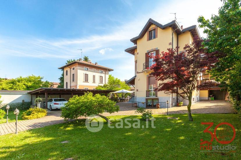 Trilocale in Via Monte Asolone — foto 21 di 53