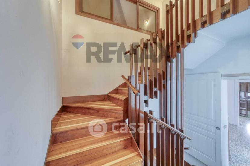 Villa in Via G. Rossa 2 — foto 6 di 22