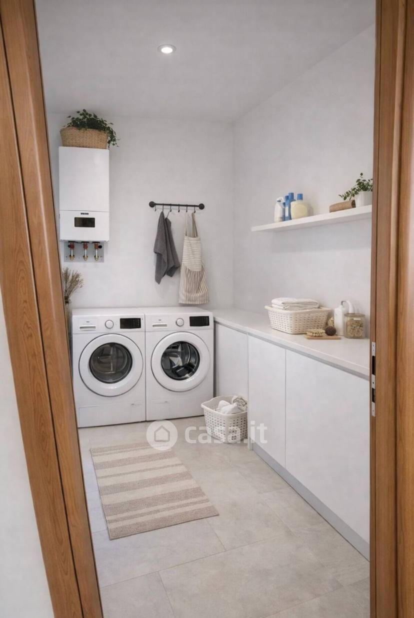 Trilocale in Via C. Aroldi 44