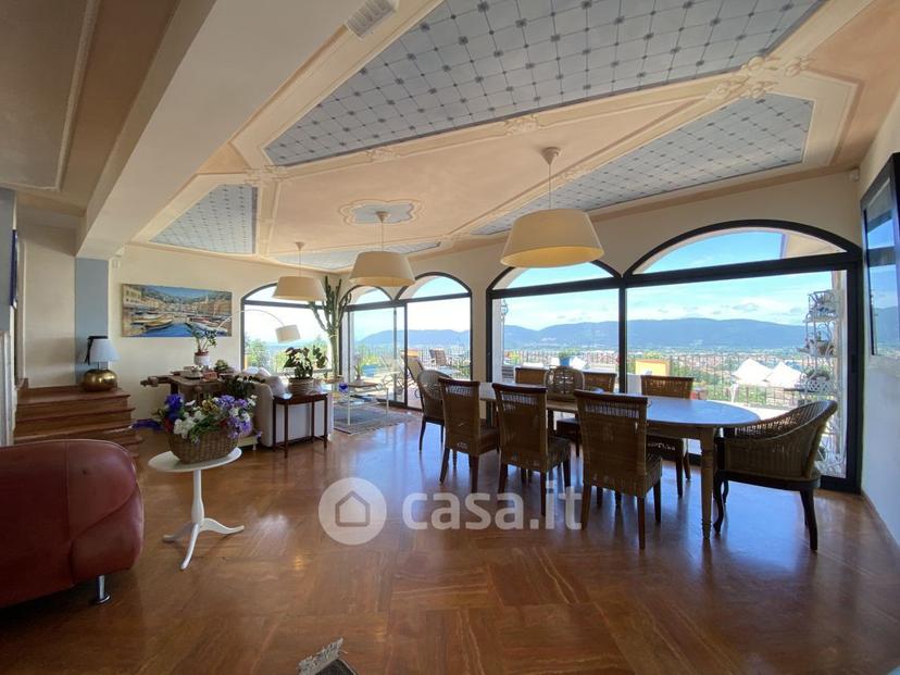 Villa in Castelnuovo — foto 64 di 72