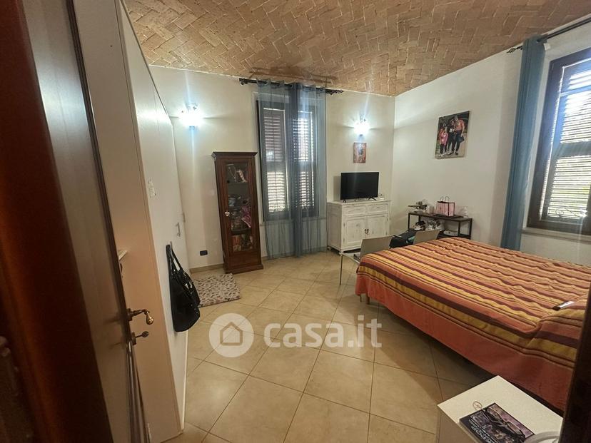 Quadrilocale in Via Bassa Paolucci — foto 24 di 44