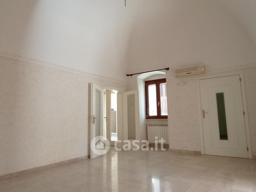 Trilocale in Via Metastasio 6 — foto 4 di 27