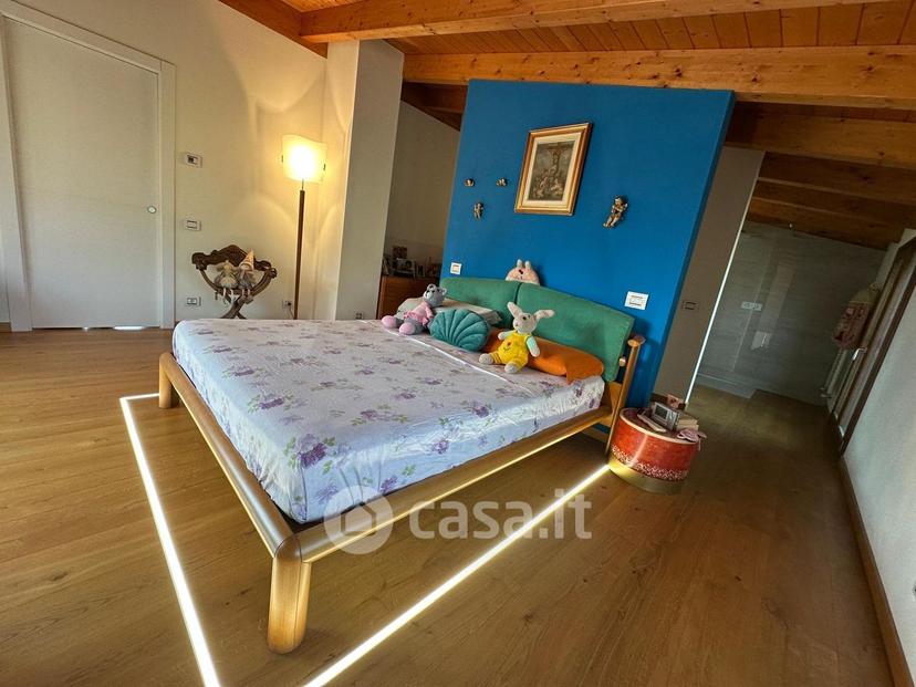 Appartamento in Via Rotone 27 — foto 3 di 82