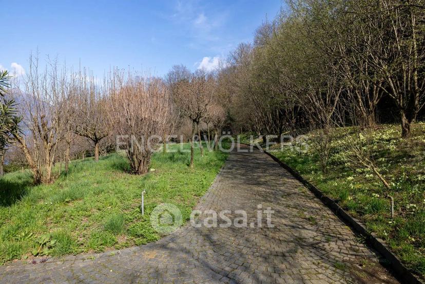 Villa in Via Crabbia — foto 8 di 30