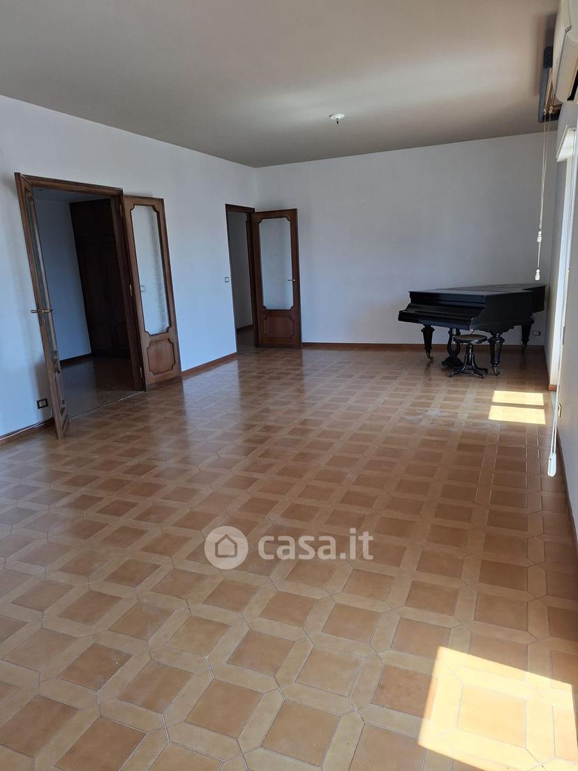 Appartamento in Via Manzoni 106 — foto 12 di 47