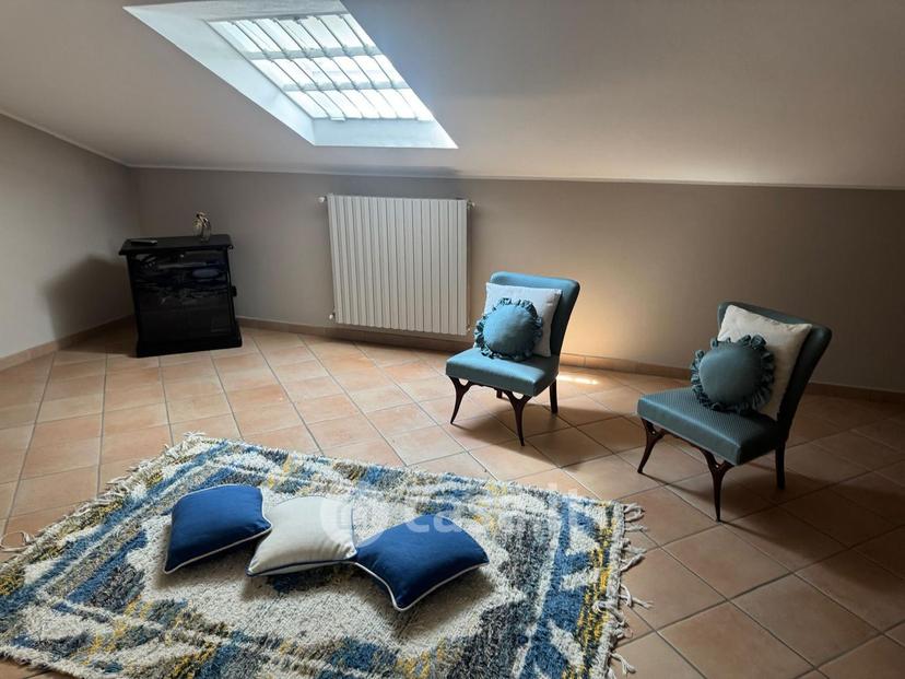 Villa in Via Falcone Giovanni — foto 10 di 122