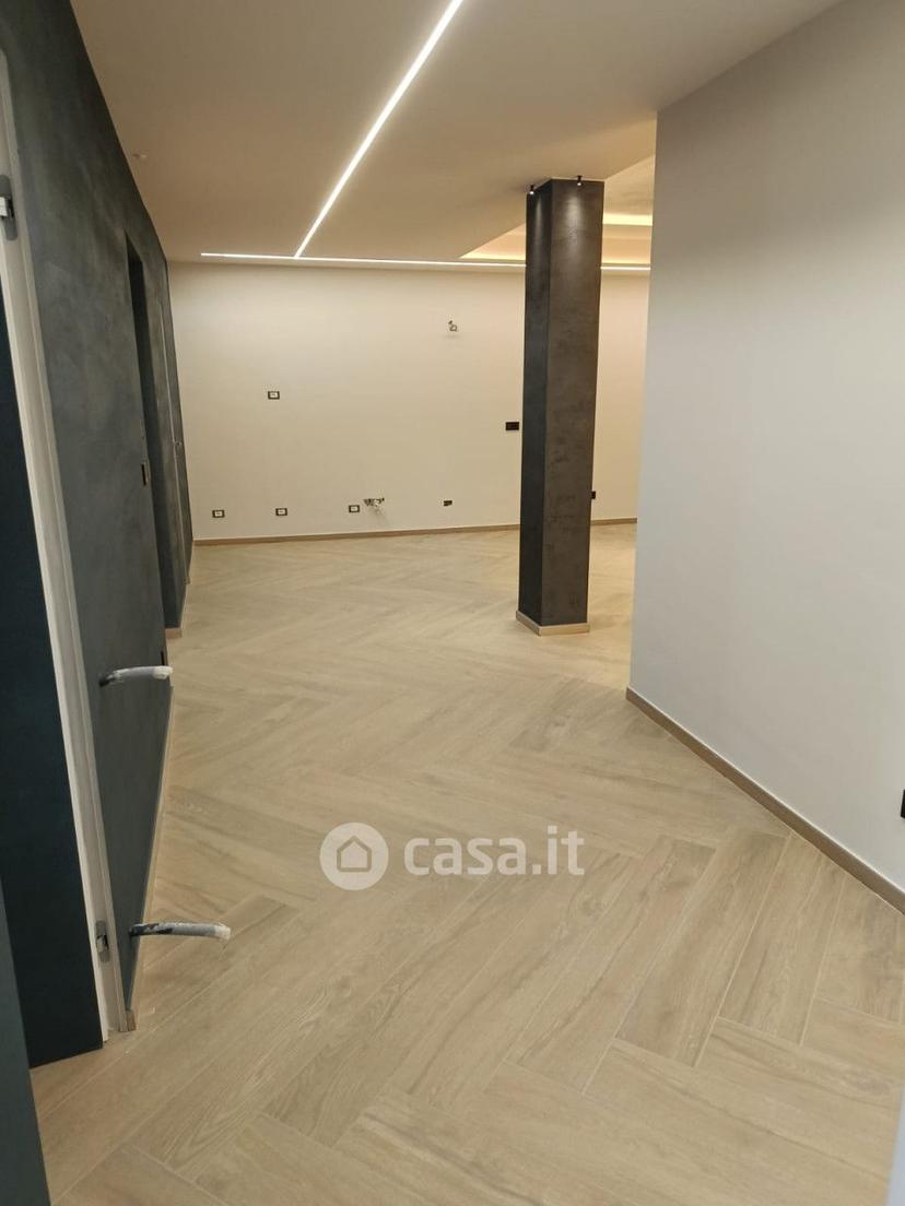 Quadrilocale in Via Facino Cane 15 — foto 5 di 41
