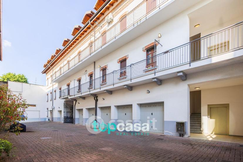 Trilocale in Via Ingegner Tronconi 34 — foto 3 di 27
