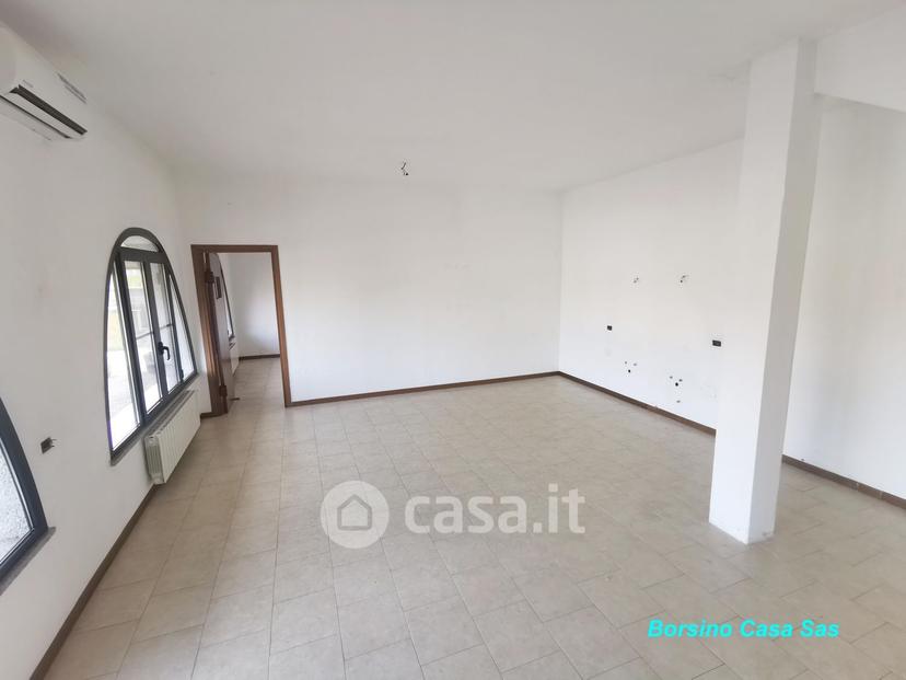 Bilocale in Via Camisano — foto 12 di 15