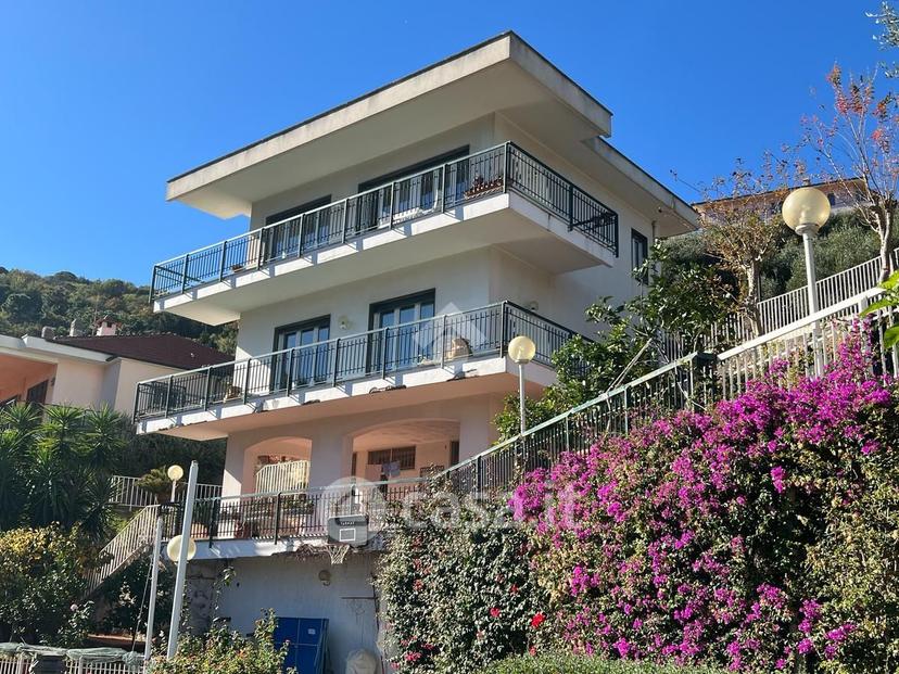 Villa in Regione Torbora — foto 46 di 50