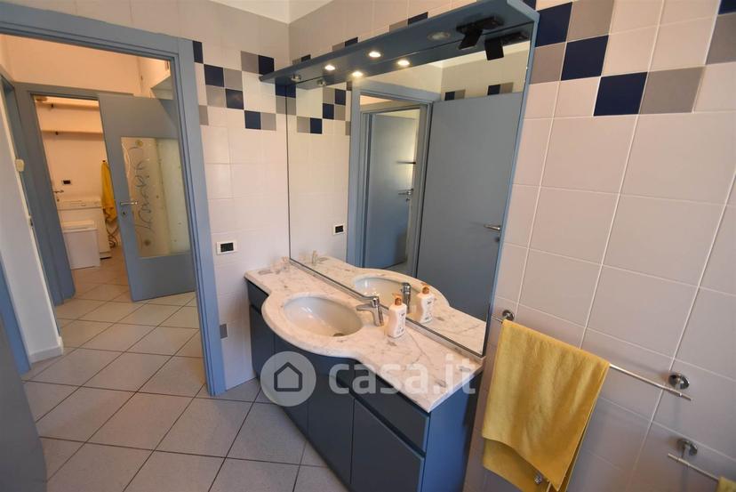 Quadrilocale in Via degli Olmi 6 — foto 19 di 31