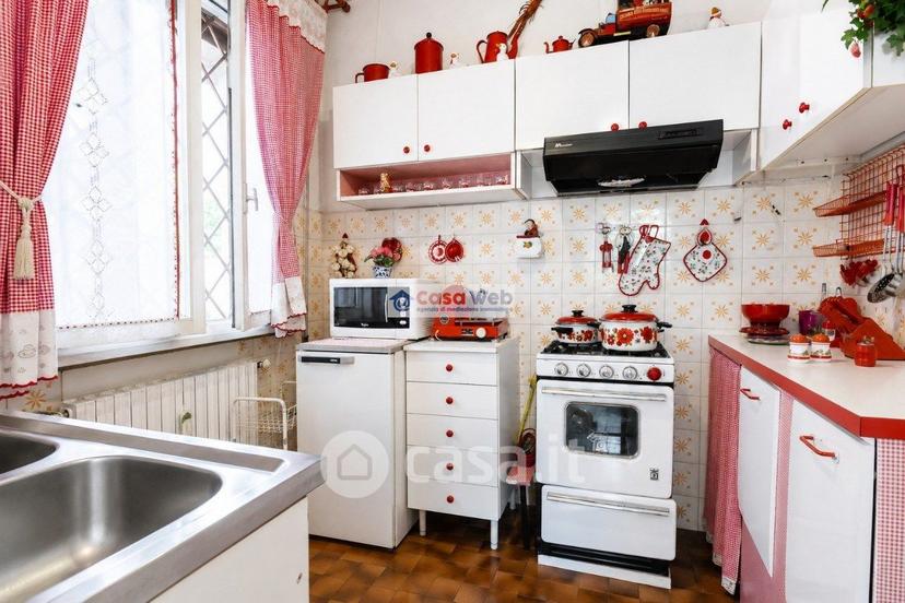Villa in Via Cadorna 10 — foto 7 di 28