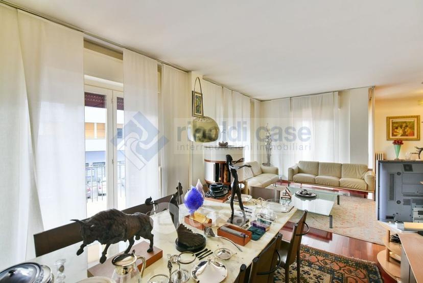 Appartamento in Via Giacomo Matteotti 27 — foto 8 di 37