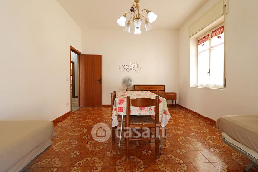 Quadrilocale in Via Radice 10 — foto 5 di 40