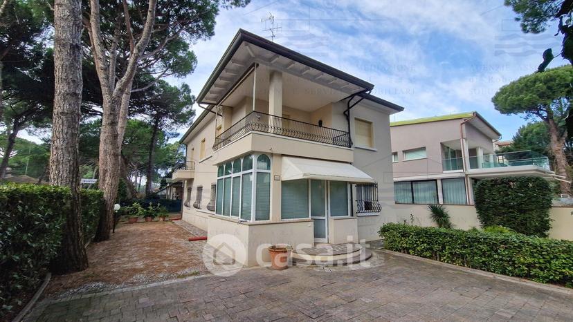 Appartamento in Viale Due Giugno (angolo Con Seconda Traversa Pine 101 — foto 17 di 39
