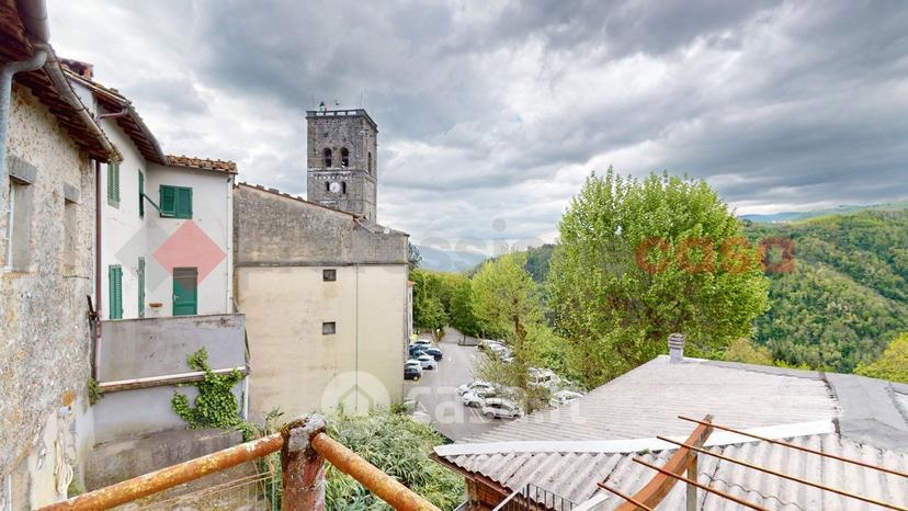 Appartamento in Via della Rocca 7 — foto 2 di 33