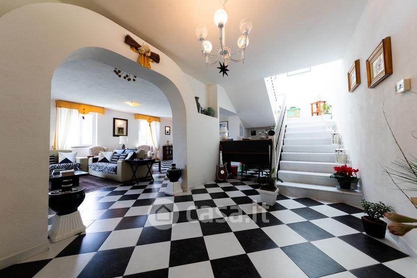 Villa in Via Giacomo Puccini — foto 36 di 38