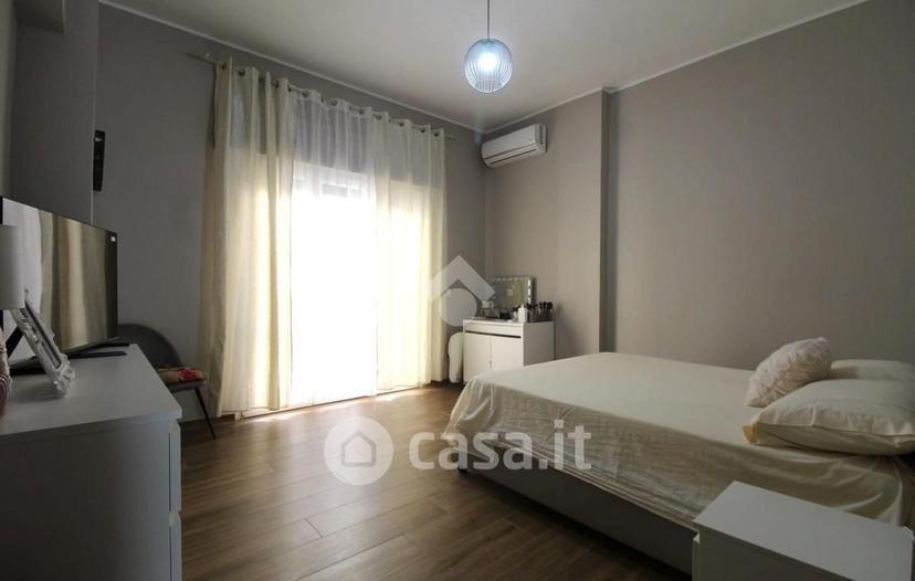 Trilocale in Via Vercelli 3 — foto 9 di 30